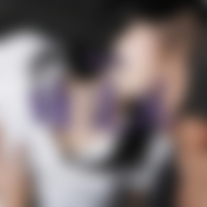 许婷和闺蜜李雪的小说
